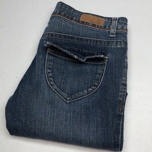 VINTAGE HUMAN JEANS FLAP POCKET MID-RISE JEANS 27x30 ⭐️